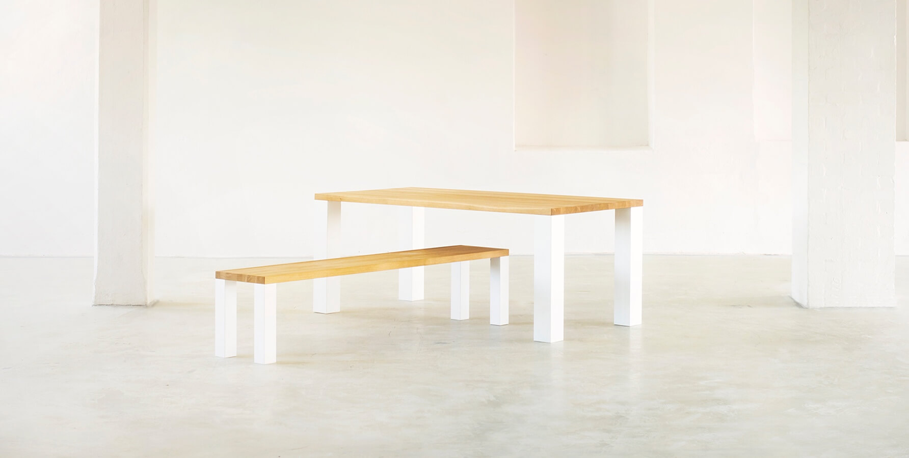 content_1784x900_special_table_lackquered_01